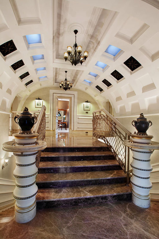 Оформление потолков